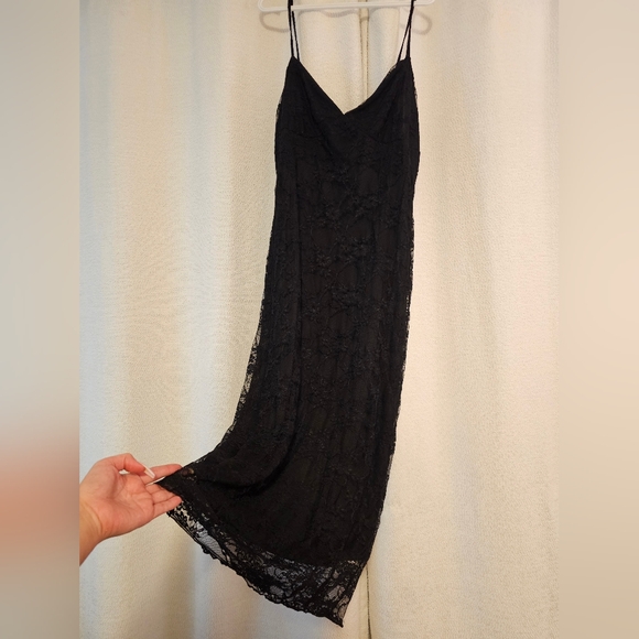 PrettyLittleThing Sexy Slinky Dress with Black Floral Lace Overlay - Size US18 - Picture 5 of 14